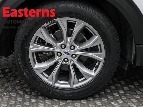 Used 2023 Ford Explorer Limited image 31