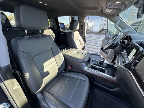 Certified 2022 GMC Sierra 1500 SLT w/ SLT Convenience Package image 26