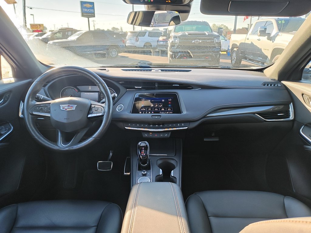 Used 2023 Cadillac XT4 Sport w/ Trailering Package AWD/4WD image 17