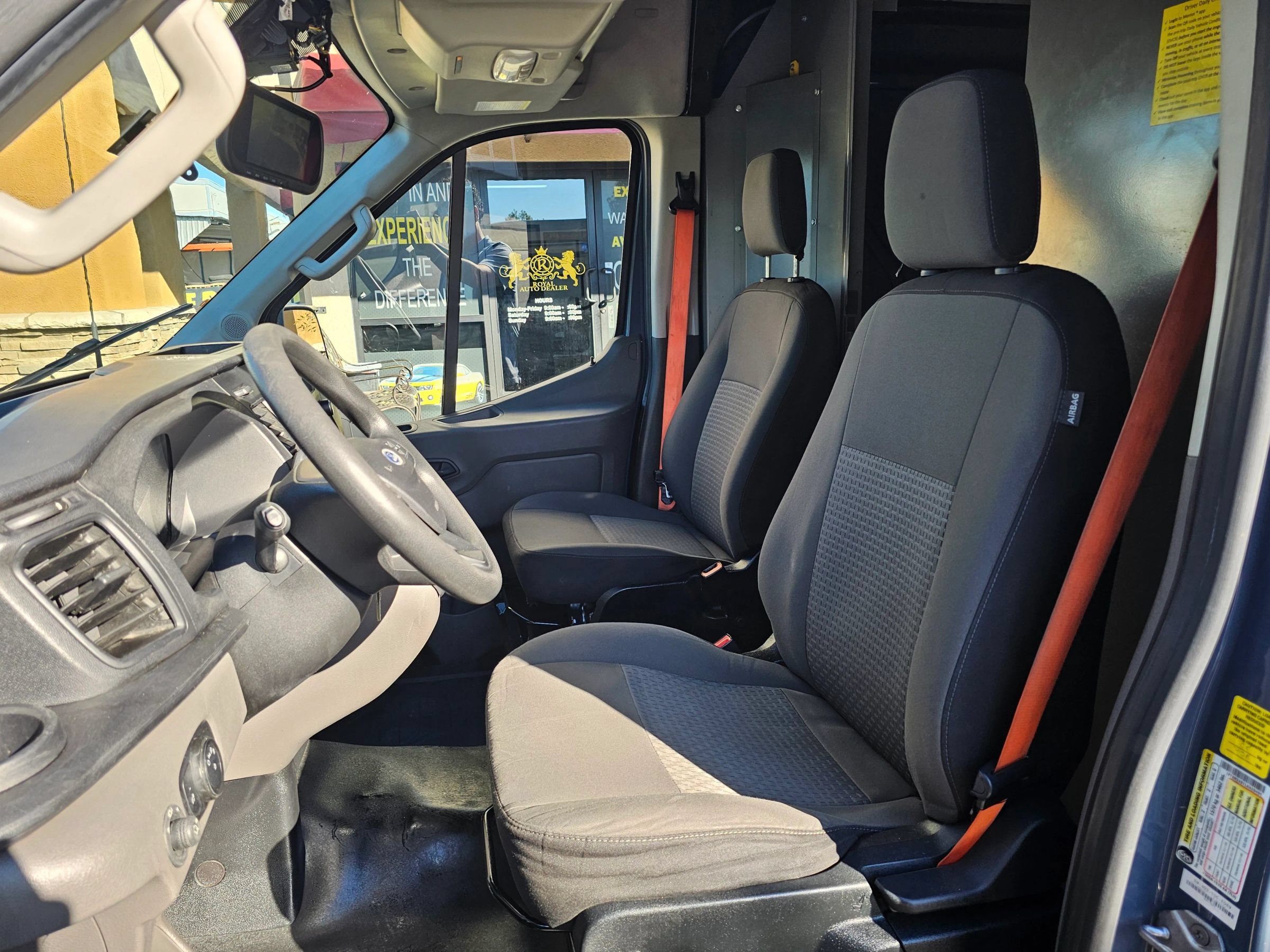 Used 2020 Ford Transit 250 148 High Roof Extended RWD image 18