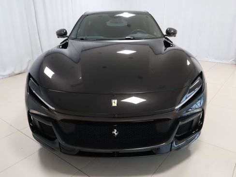 Certified 2025 Ferrari Purosangue image 4