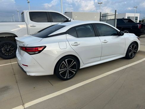 Used 2023 Nissan Sentra SR FWD image 5