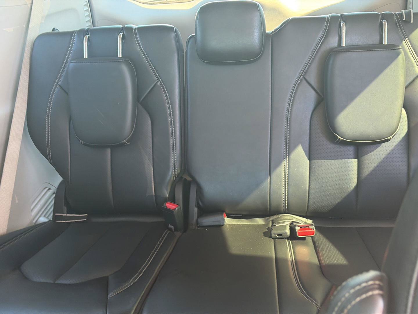Used 2024 Chrysler Pacifica Touring-L FWD image 13