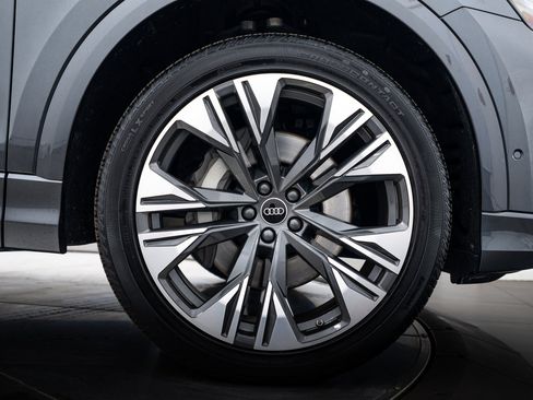 Certified 2025 Audi Q8 Premium Plus w/ Premium Plus Package image 22