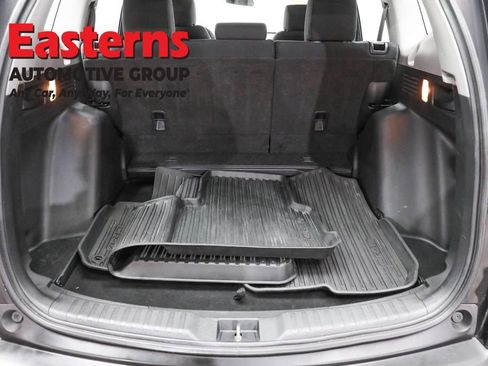 Used 2020 Honda CR-V LX image 9