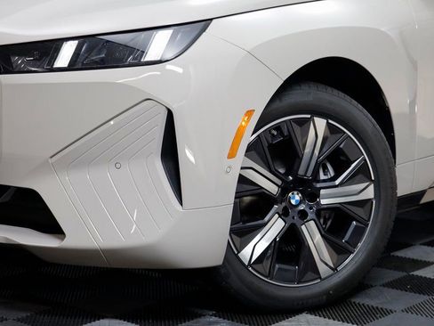 New 2026 BMW iX xDrive45 w/ Premium Package image 3