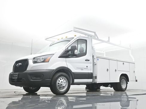 New 2024 Ford Transit 350 w/ Interior Upgrade Package image 46
