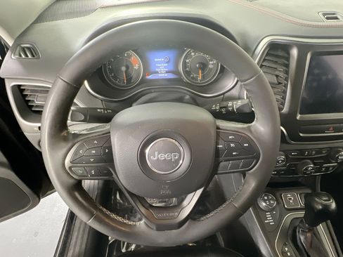 Used 2022 Jeep Cherokee Trailhawk w/ Sun, Sound & Nav Group image 11