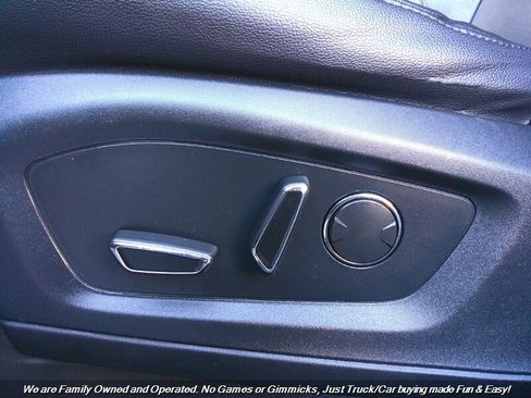 Used 2020 Ford Explorer Limited image 19