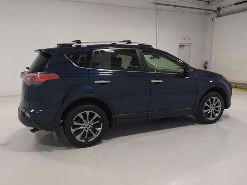 Used 2018 Toyota RAV4 Limited w/ All Weather Liner Package image 10