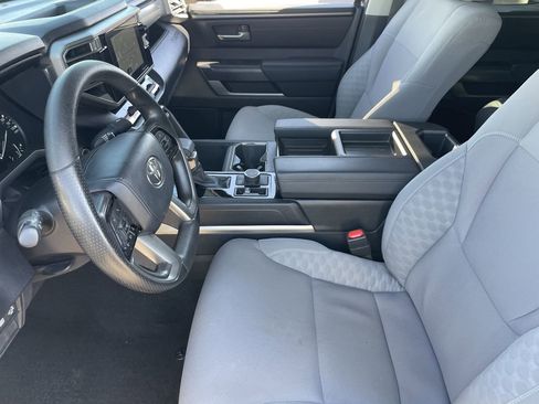 Used 2023 Toyota Tundra SR5 w/ SR5 Convenience Package AWD/4WD image 22