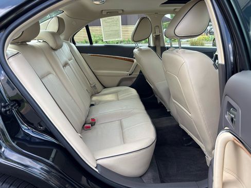 Used 2011 Lincoln MKZ AWD image 35