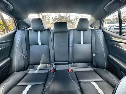 Used 2025 Toyota Camry SE image 30