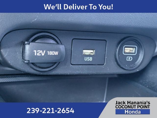 Used 2021 Hyundai Elantra SE FWD image 21