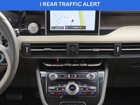 Used 2022 Lincoln Corsair Grand Touring w/ Elements Technology Bundle image 23