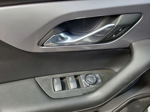 Used 2024 Chevrolet Blazer LT image 9