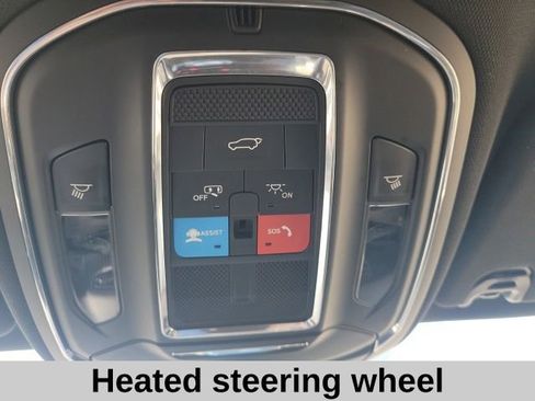 Used 2024 Jeep Wagoneer Series II w/ Flexible Seating Group image 12