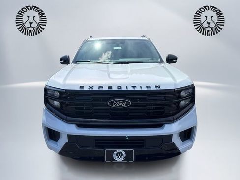 New 2026 Ford Expedition Max Platinum AWD/4WD image 2