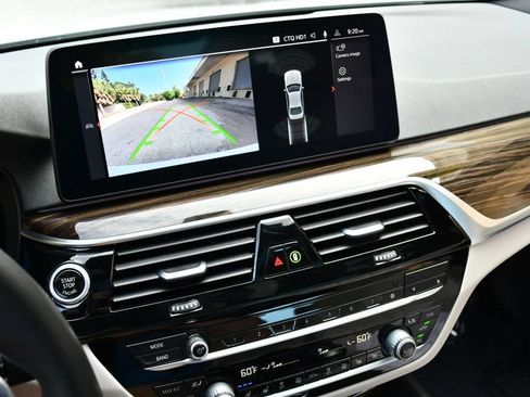 Used 2021 BMW 540i xDrive w/ Premium Package AWD/4WD image 53