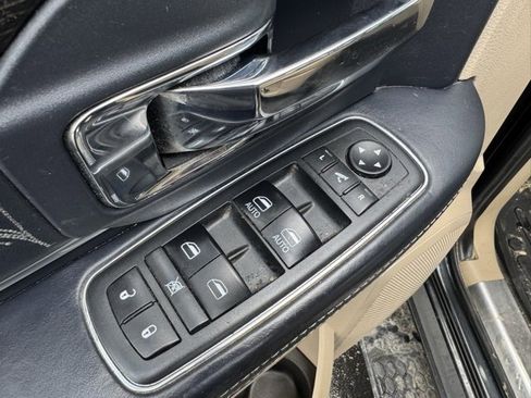 Used 2018 RAM 1500 Limited image 17