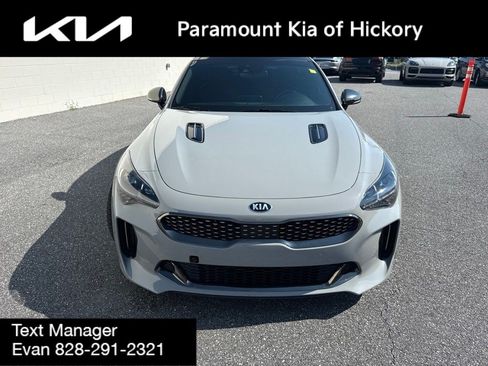 Used 2019 Kia Stinger GT1 AWD/4WD image 2