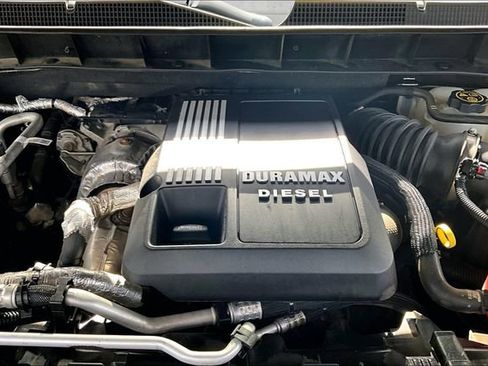 Used 2021 Chevrolet Silverado 1500 RST w/ Z71 Off-Road Package AWD/4WD image 32