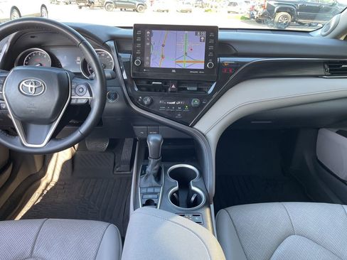 Used 2023 Toyota Camry XLE w/ Navigation Package FWD image 13