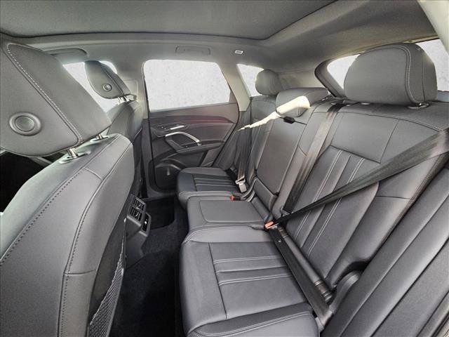 New 2026 Audi Q5 2.0T AWD/4WD image 15