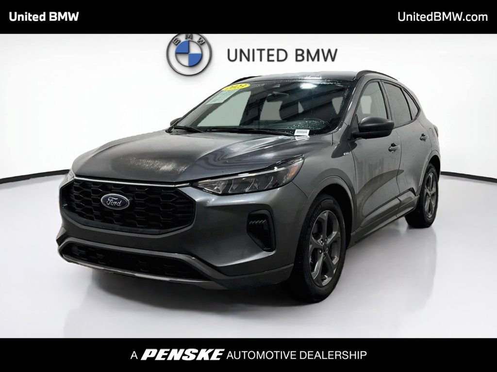 Used 2023 Ford Escape ST-Line w/ Tech Pack #1 FWD image 1