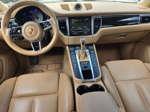 Used 2015 Porsche Macan S AWD/4WD image 16