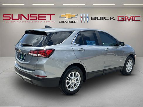 Certified 2024 Chevrolet Equinox LT FWD image 40