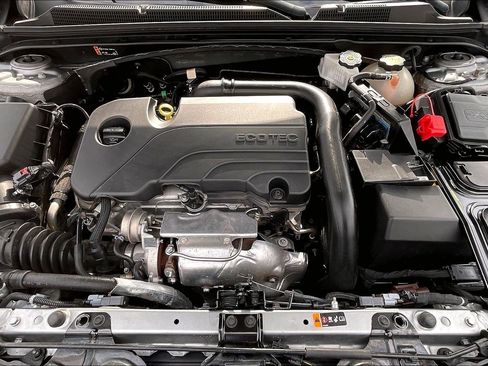 Used 2023 Chevrolet Malibu LT image 30