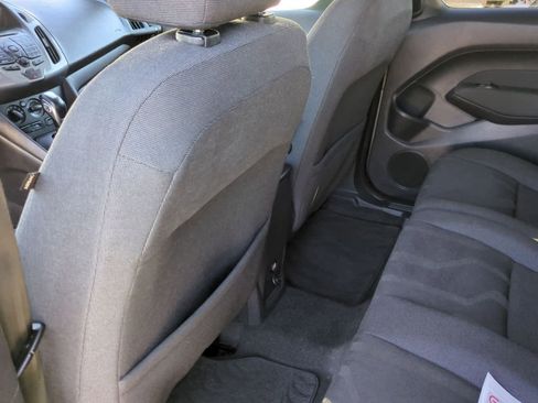 Used 2018 Ford Transit Connect XLT image 18