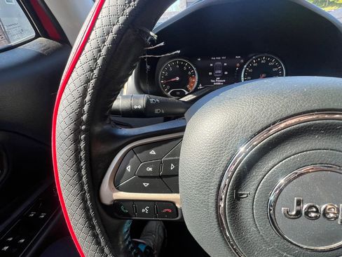 Used 2016 Jeep Renegade Limited AWD/4WD image 22