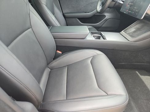 Used 2024 Tesla Model 3 Long Range AWD/4WD image 19