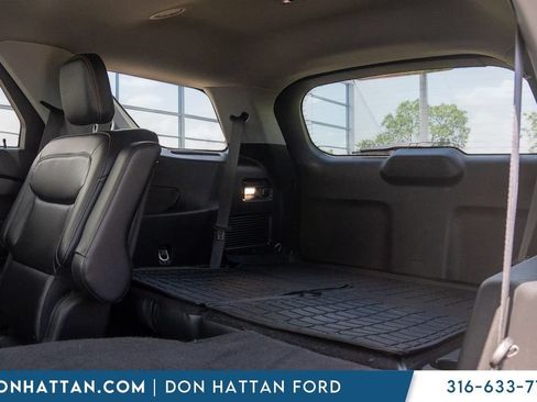 Used 2023 Ford Explorer XLT w/ Equipment Group 202A AWD/4WD image 23