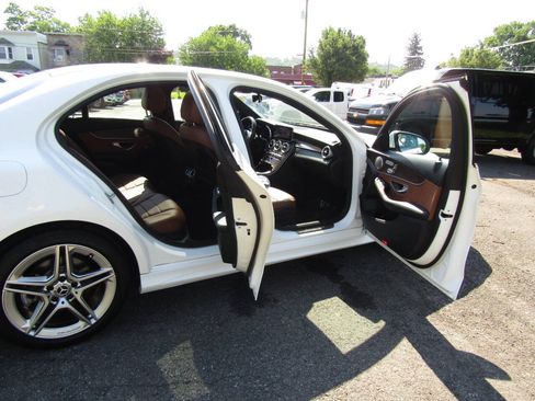 Used 2020 Mercedes-Benz C 300 4MATIC Sedan image 24