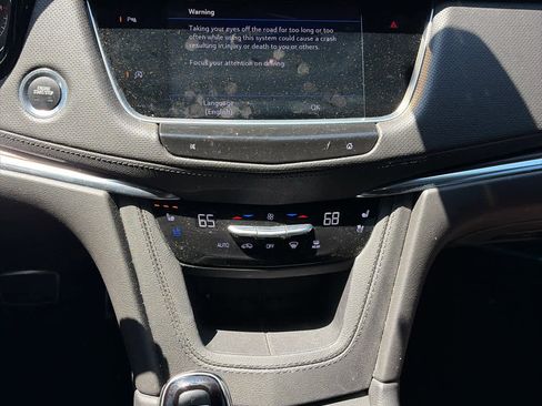 Certified 2023 Cadillac XT5 Sportv AWD/4WD image 13