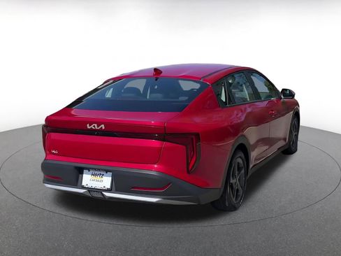 Used 2025 Kia K4 LXS image 12