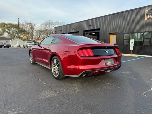 Used 2016 Ford Mustang Premium image 2