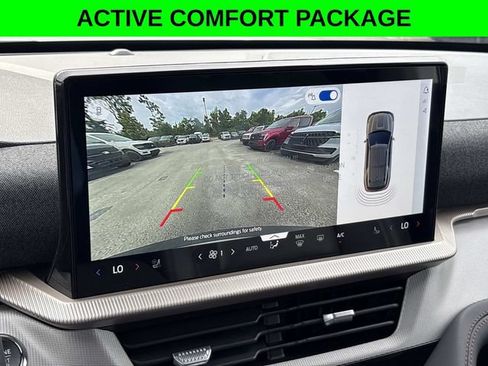 New 2026 Ford Explorer Active w/ Active Comfort Package AWD/4WD image 31