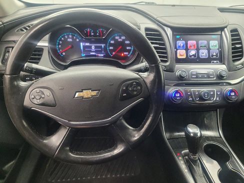 Used 2017 Chevrolet Impala Premier FWD image 22