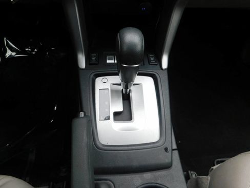 Used 2015 Subaru Forester 2.5i Limited image 14