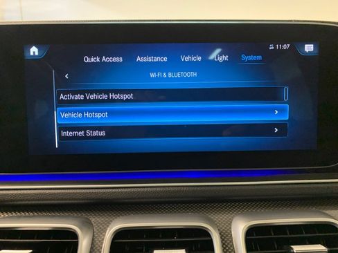 Used 2021 Mercedes-Benz GLS 580 4MATIC w/ E-Active Body Control Package image 44