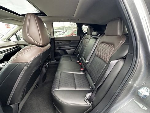 Certified 2025 Nissan Murano Platinum w/ Cargo Package image 29