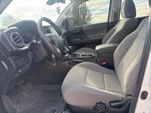 Used 2023 Toyota Tacoma SR image 9