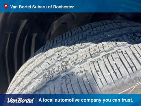 Certified 2025 Subaru Forester Limited AWD/4WD image 10