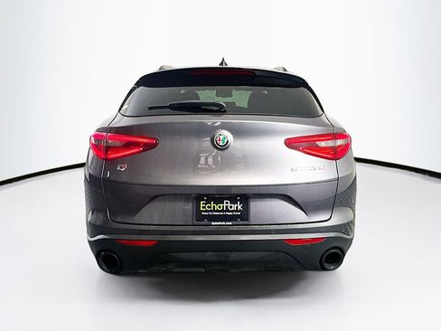 Used 2023 Alfa Romeo Stelvio Sprint image 7