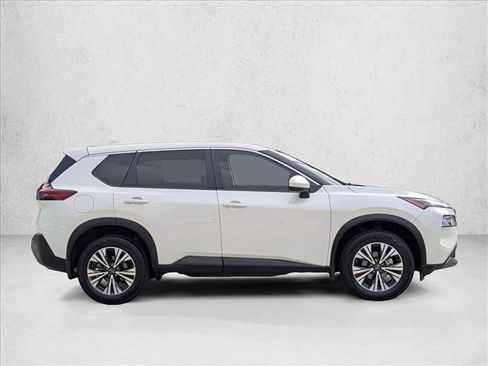 Used 2023 Nissan Rogue SV AWD/4WD image 4