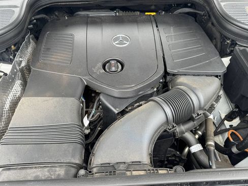 Used 2024 Mercedes-Benz GLE 350 4MATIC image 19